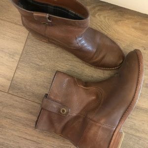 Brown boots